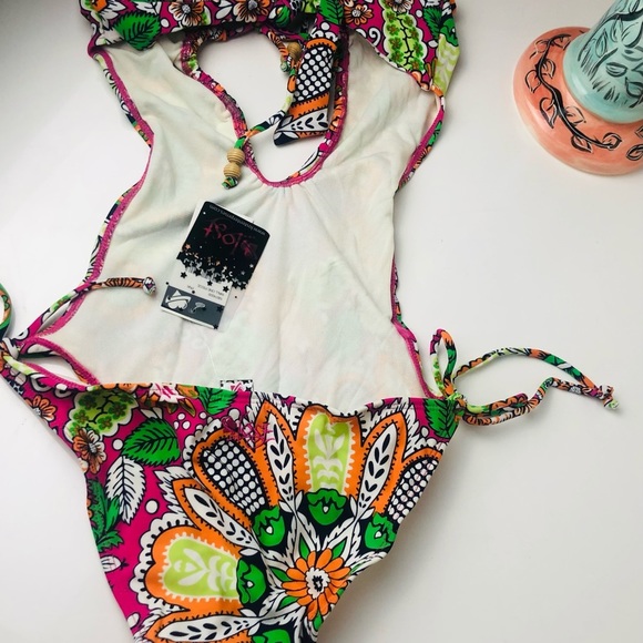 Beautiful Floral One piece Swimsuit | Size :S - Picture 6 of 7